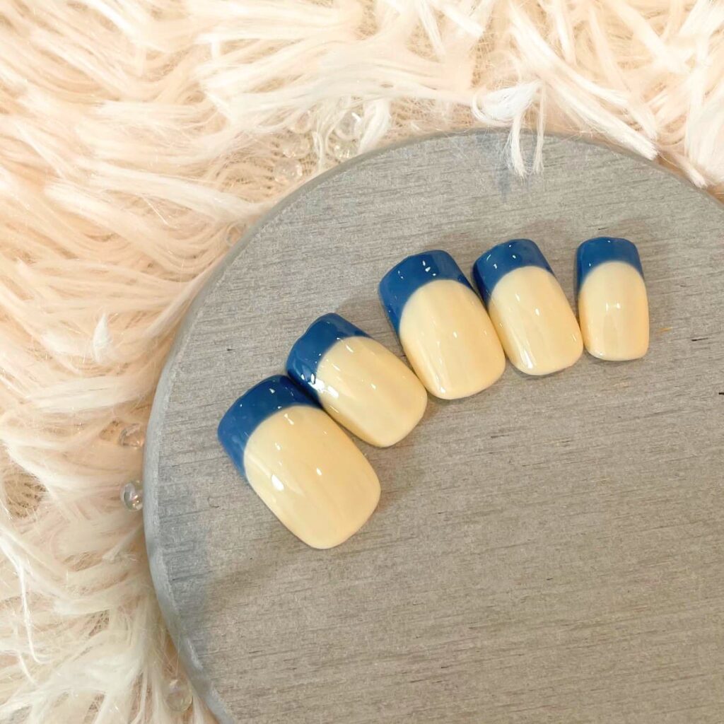 P009　シンプル　20-30　8800円